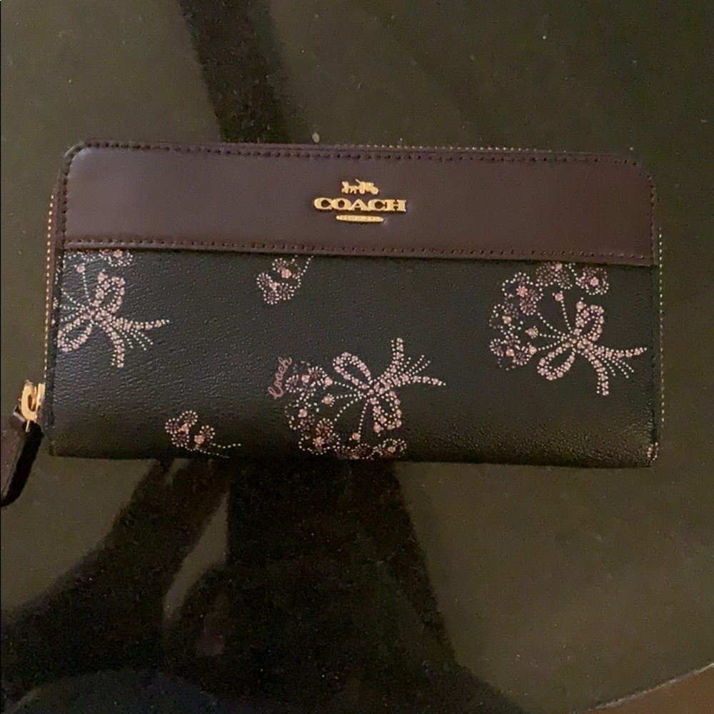 Coach floral wallet